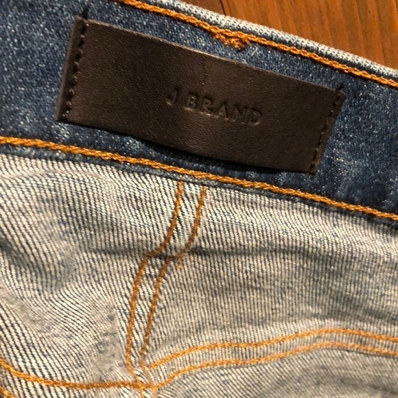 J Brand Tyler Slim Fit Jeans in Elwood Wash 29 - Picture 7 of 8